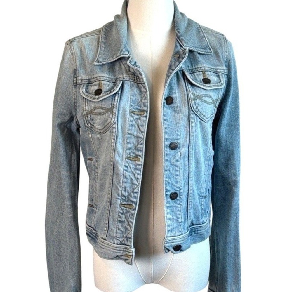 Abercrombie &‎ Fitch Denim Jacket Light Wash Womens Medium Cropped Distressed